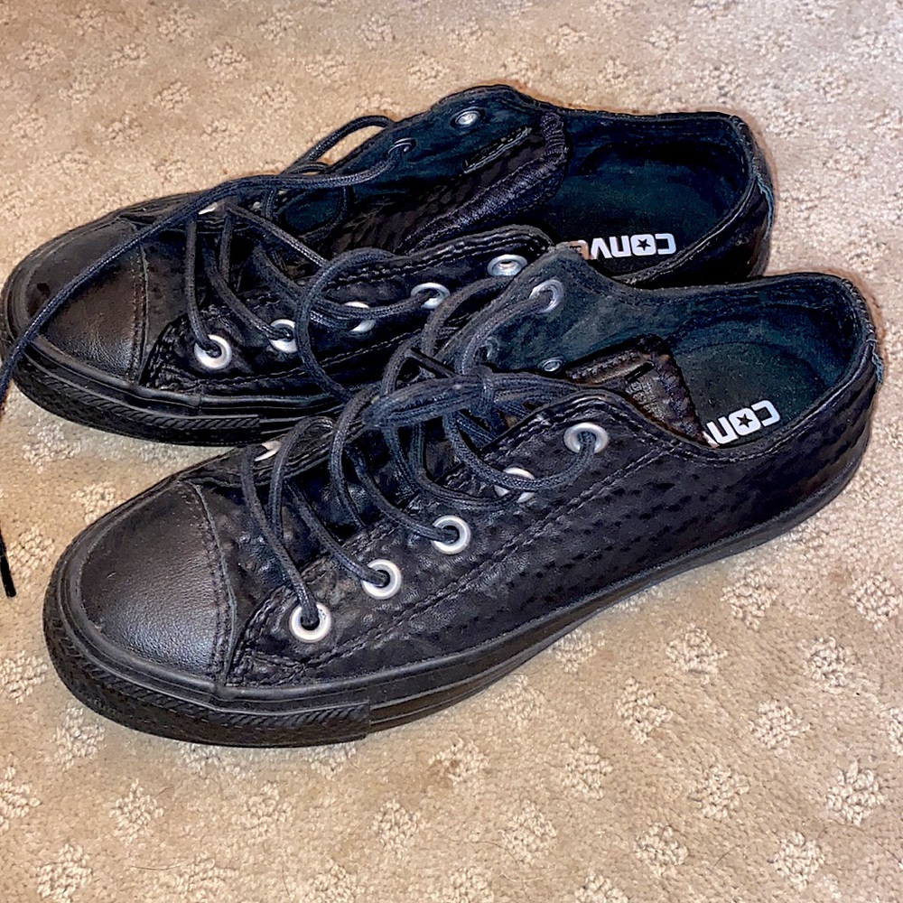 black converse size 6 women